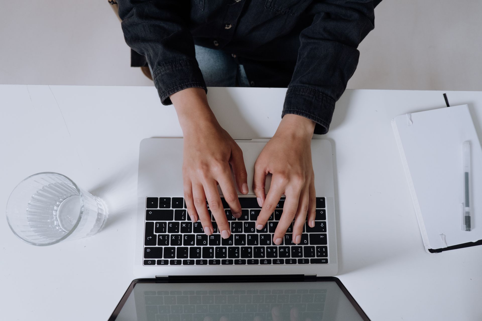 Dívida quitada, experimentando provisão e favor no trabalho